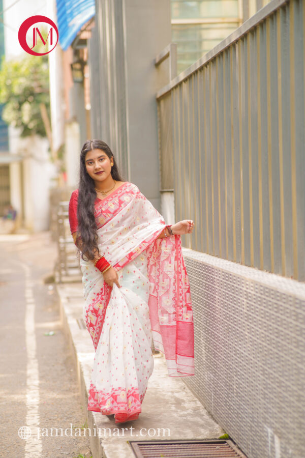 90 Count Jamdani saree - Image 4